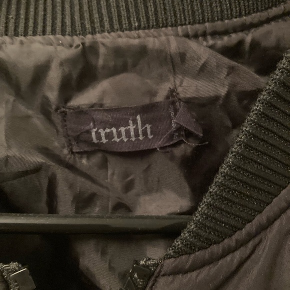 Truth by Republic black and camouflage winter bomber jacket - Picture 4 of 11